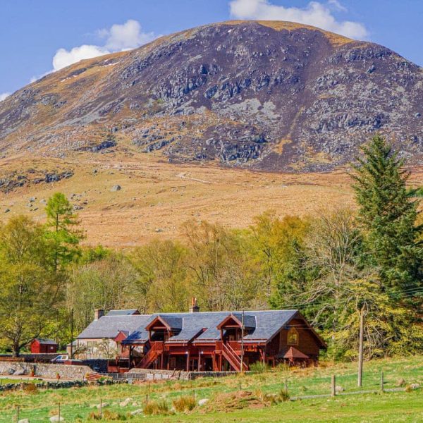 4 Night Stay At Glen Clova Luxury Lodges With Hot Tub Included
