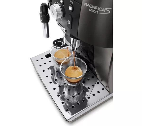 99p DELONGHI Magnifica Bean to Cup Coffee Machine - Titanium Black