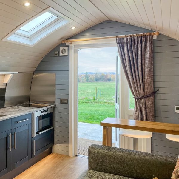Unwind Before Christmas - Luxury Scottish Pod Getaway Hot Tub Included!