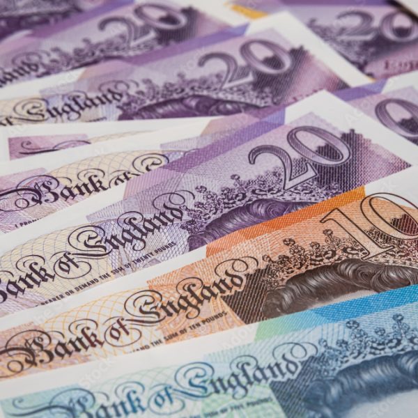 £2,500 PRIZE POOL - £100 CASH PRIZE WITH INSTANT WINS!